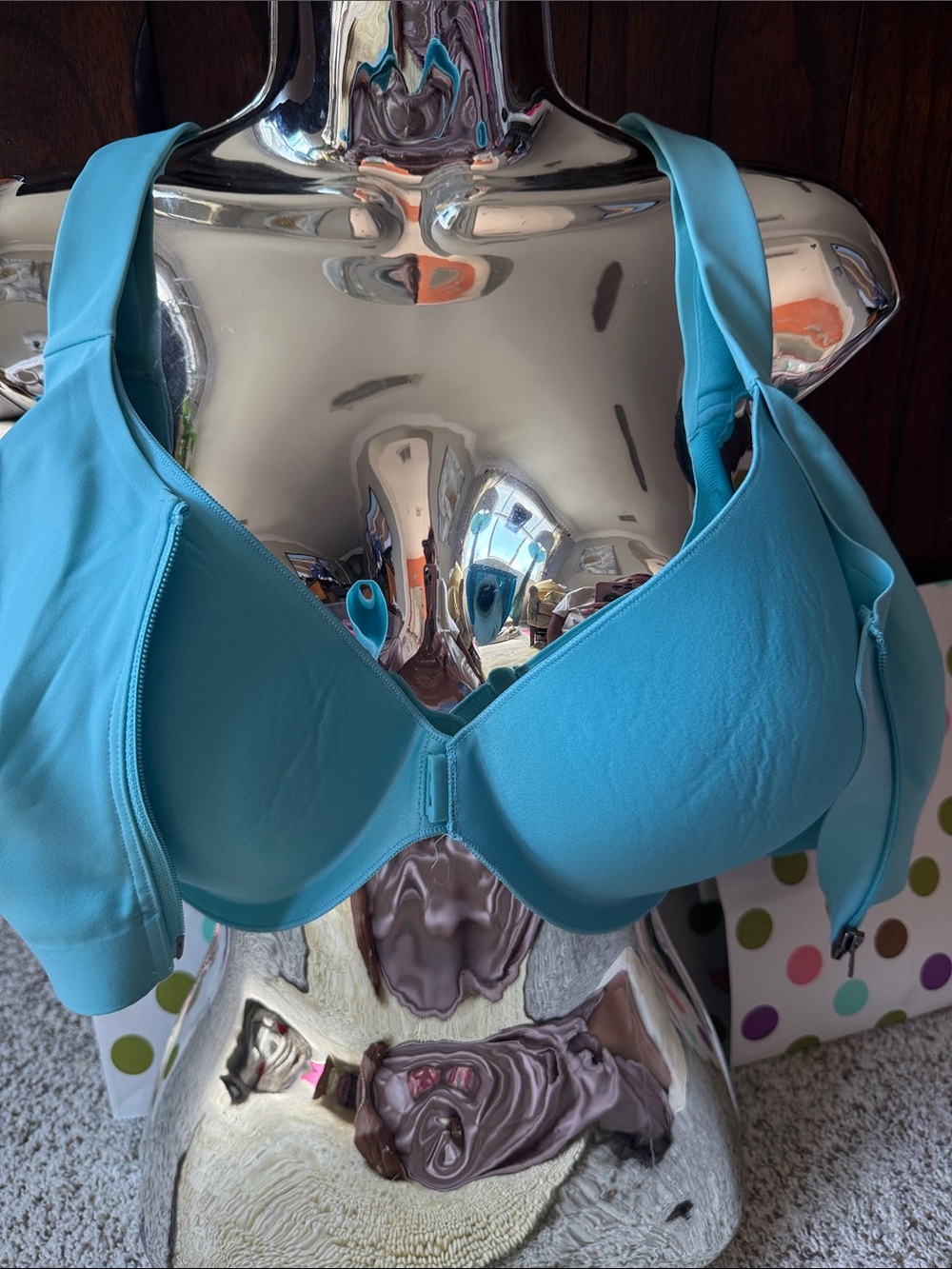 New VSX bra size 38 DD